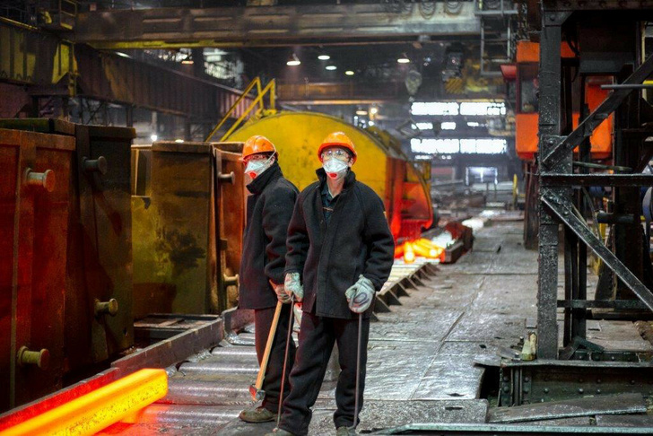 Надеждинский металлургический завод 125-лет непревзойденного качества продукции Надеждинский металлургический завод 125-лет непревзойденного качества продукции