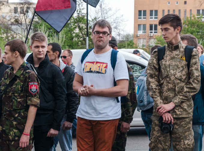 «Правый сектор» поклялся уничтожить Россию «Правый сектор» поклялся уничтожить Россию
