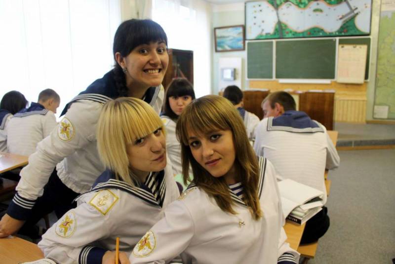 Женщина. На корабле. А надо ли? вмф