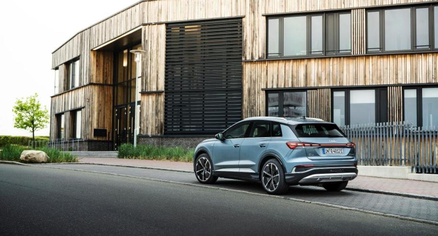 Audi Q4 e-tron и Q4 Sportback e-tron обзавелись новыми модификациями