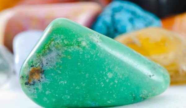 нефрит подходит для Козерогов