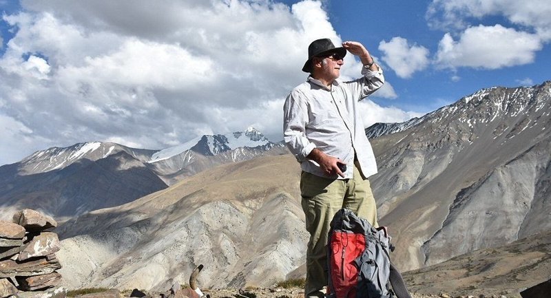 70-летний Гэри Вир более 30 лет организует походы в Ладакхе Ладакх, баран, встреча, животные, индия, природа, тибетский аргали
