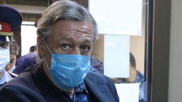 Михаил Ефремов планировал сбежать в Латвию после смертельного ДТП