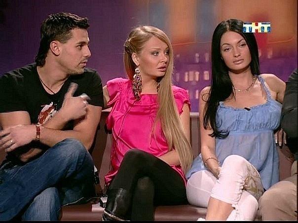 Cменила мошенника на уголовника: как сейчас выглядит и чем занимается Евгения Феофилактова из шоу «Дом 2» Евгения, после, проекте, Гусев, Феофилактова, только, Антона, отношения, всего, Антон, время, вместе, проекта, стала, замуж, парень, вышла, несколько, жизни, девушка