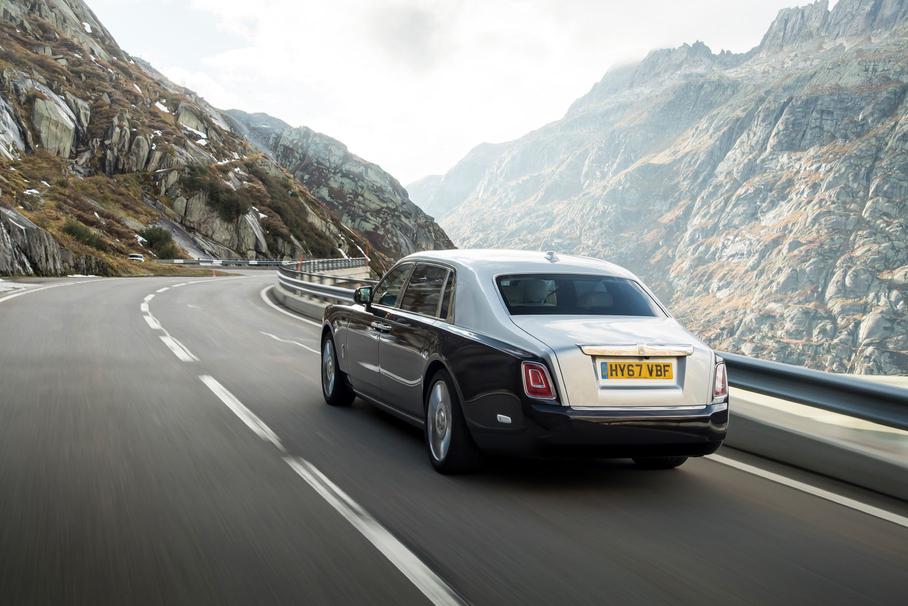 Rolls-Royce Phantom: как придумали главную дизайнерскую «фишку» этой машины автомобили