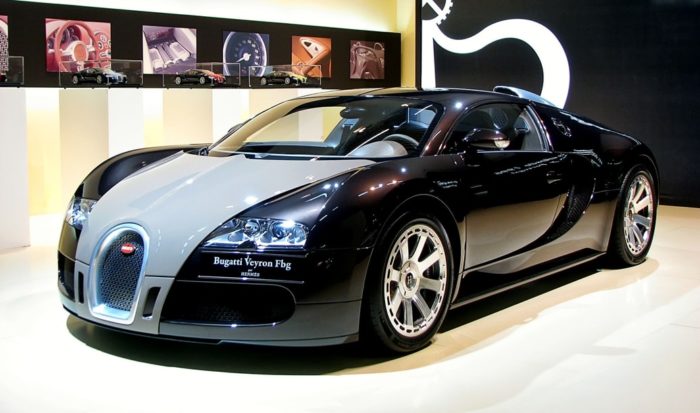 Обгоняющий ветер Bugatti Veyron автомобили,автомобиль,автоновости,автосалон,машины