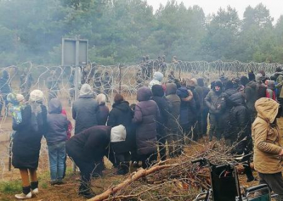 Политолог пояснил, зачем США продолжат нагнетать ситуацию с мигрантами на белорусско-польской границе