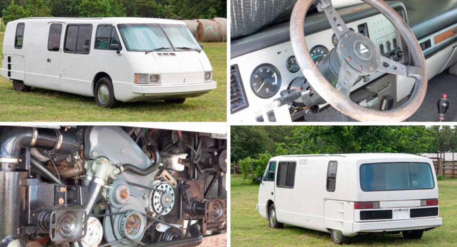 Раритетный кемпер Vixen TD 21 выставлен на продажу за 1.8 миллионов рублей