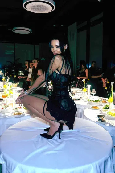 Оксана Самойлова отметила 38-летие в 