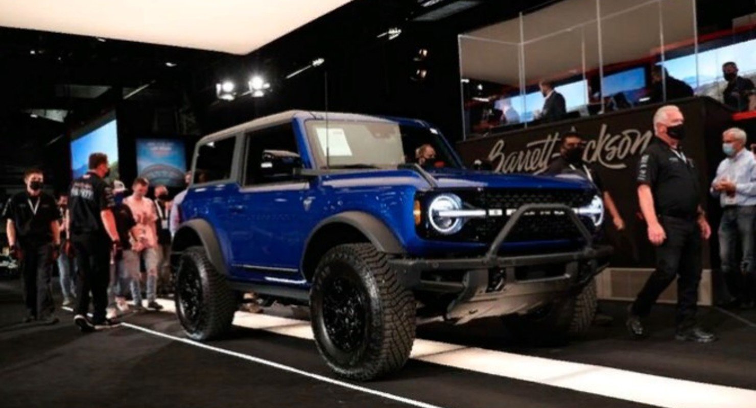 Первый Ford Bronco продали за 1,1 млн долларов Первый Ford Bronco продали за 1,1 млн долларов Автомобили