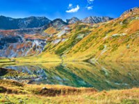 Клуб путешествий Павла Аксенова. Россия. Карачаево-Черкессия. Архыз. Kyafar lake. Arhiz region, Russia. Фото nakimori - Depositphotos