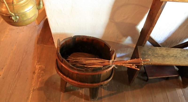 Самые жестокие наказания в школах дети, интересное, наказания, школа