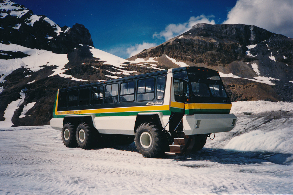 Foremost Terra Bus 1.jpg