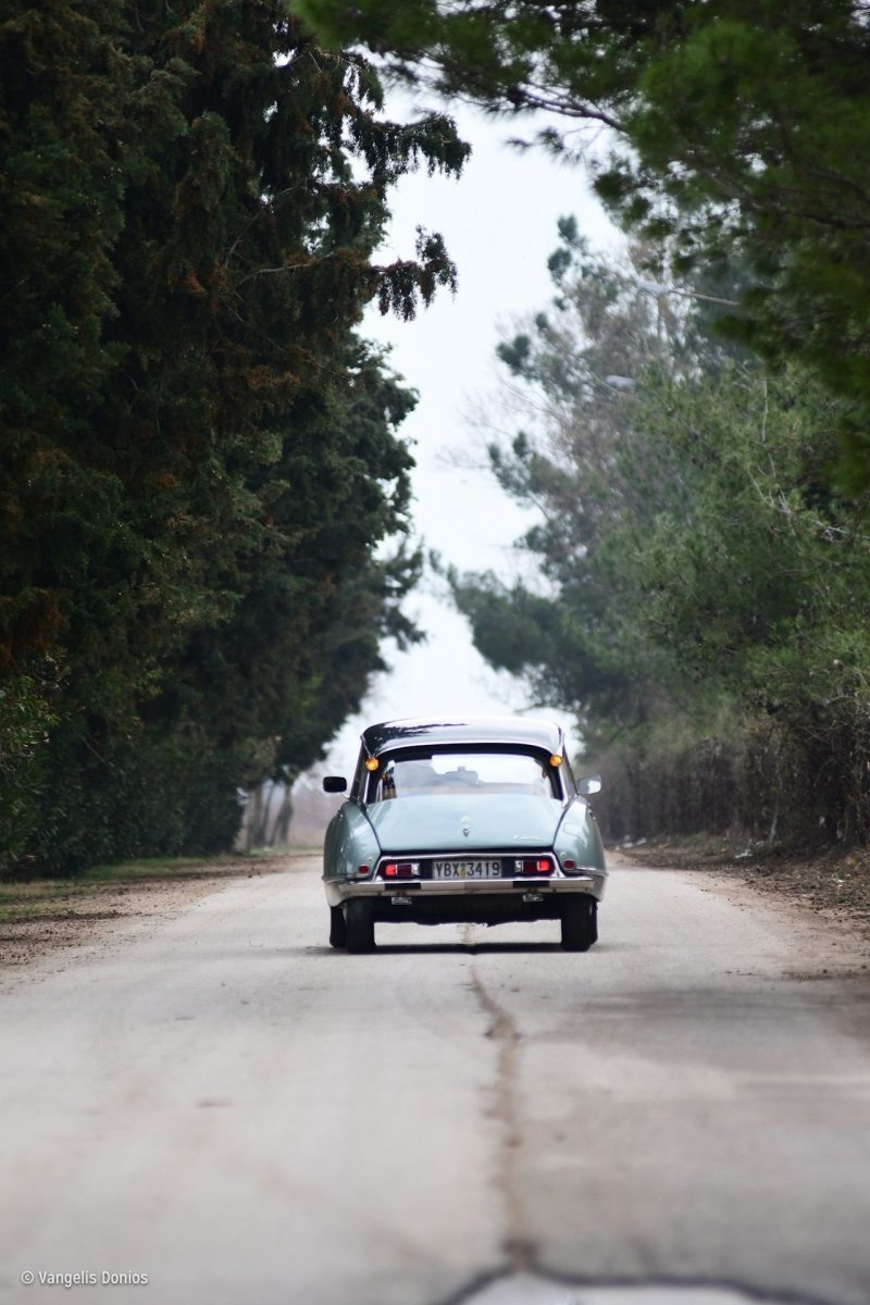 Citroen DS — самая крутая тачка за всю историю автомобилестроения 