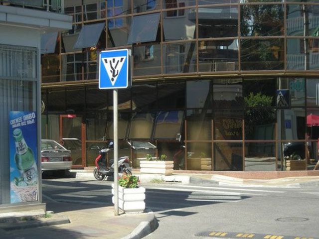 Приколисты приехали Приколисты приехали авто,автомобили,отдых,фотоподборка,юмор