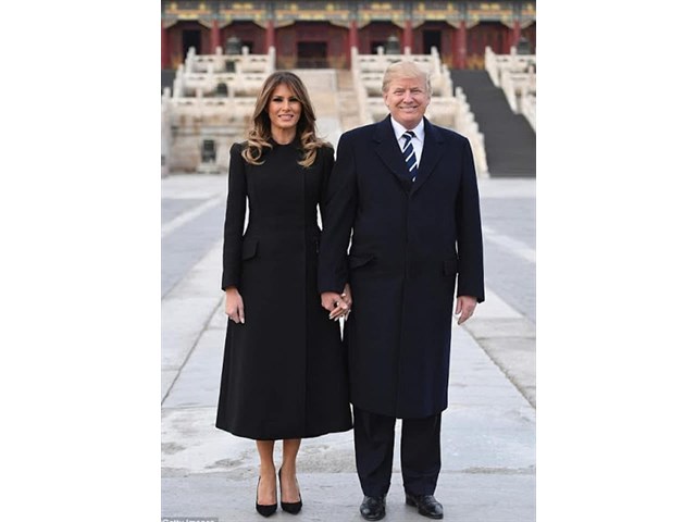 Женский взгляд. Жена Зеленского готовится бежать? Женский взгляд. Жена Зеленского готовится бежать? украина