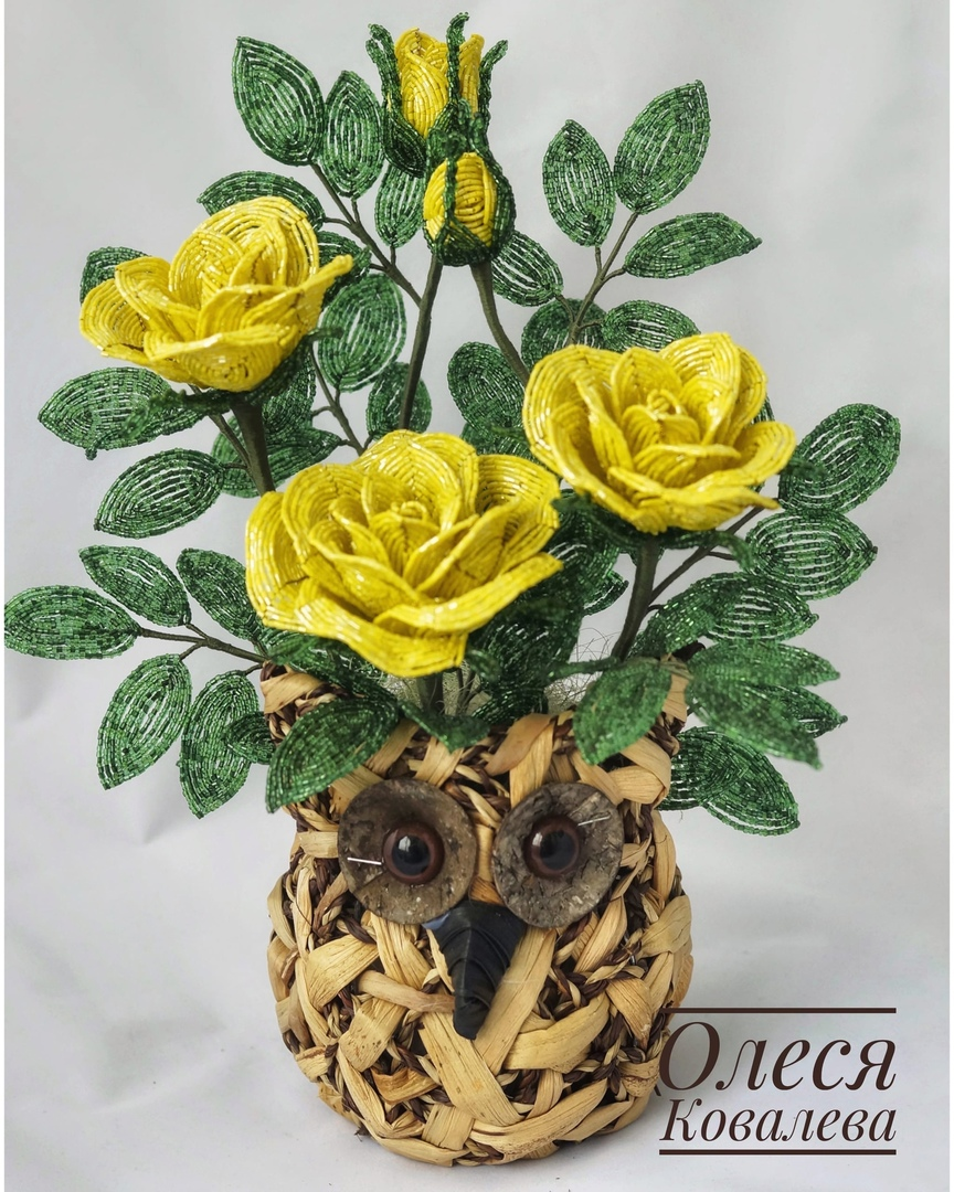Бисерная флористика: изящные композиции от Олеси Ковалевой бисер,мастерство,рукоделие,творчество