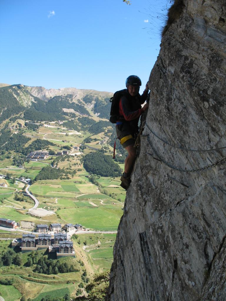 Via Ferrata - железная тропа - не дай бог кому-то на нее попасть! Via Ferrata - железная тропа - не дай бог кому-то на нее попасть!