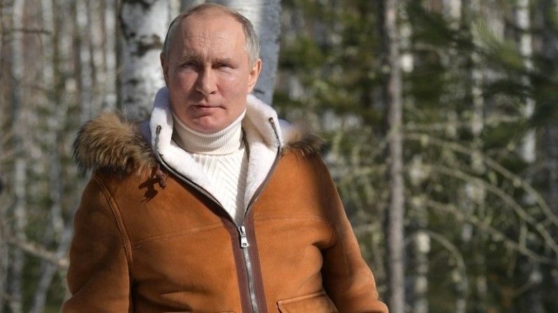 «Военторг» представил меховой костюм Путина на форуме «Армия-2021»