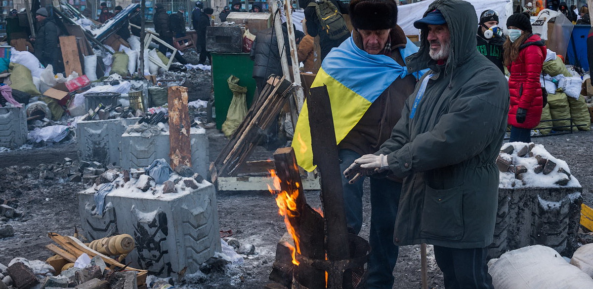 В украинских селах этой зимой людям придется платить до четырех тысяч гривен за газ....