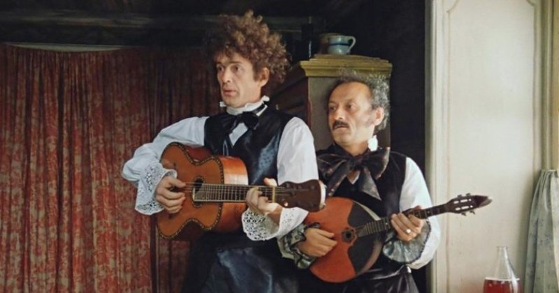 О чем песня «Уно моменто» из советского фильма «Формула любви»? - похожая новость на Toplenta