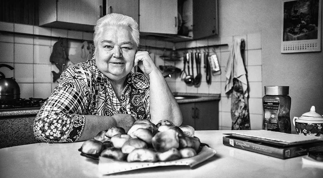 Одно поколение страны: портреты 100 россиян с шагом в год Одно поколение страны: портреты 100 россиян с шагом в год Любит, Мечтает, любит, мечтает, хочет, Хочет, стать, чтобы, хотела, медсестра, посетить, инженер, своей, играть, просто, изучать, путешествовать, хотел, увидеть, Учитель