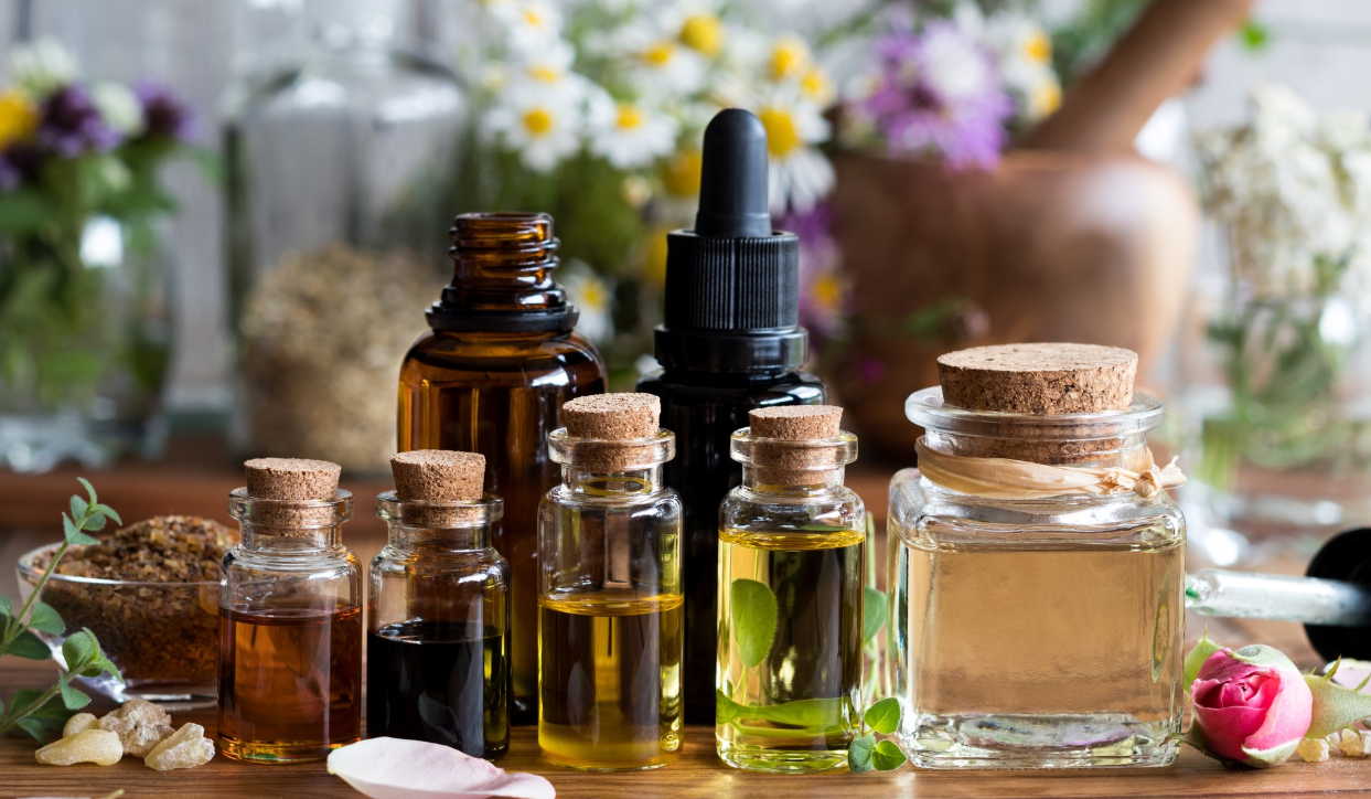 7 масел, которые помогут бороться с целлюлитом: красивая кожа в 35+