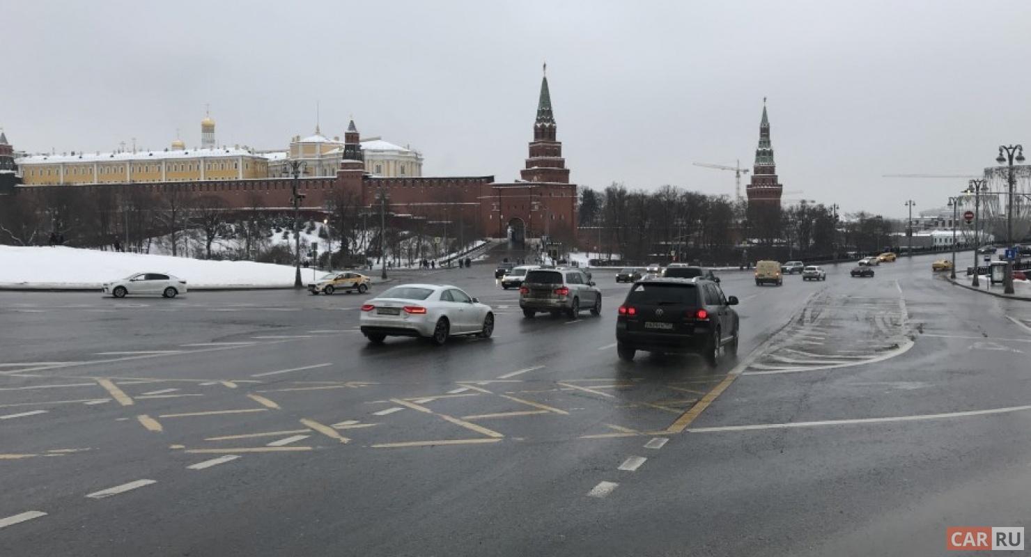 Автоэксперт рассказал о минимальном наборе водителя зимой