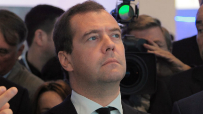 Медведев: ВВП России еще долго будет показывать нулевую динамику