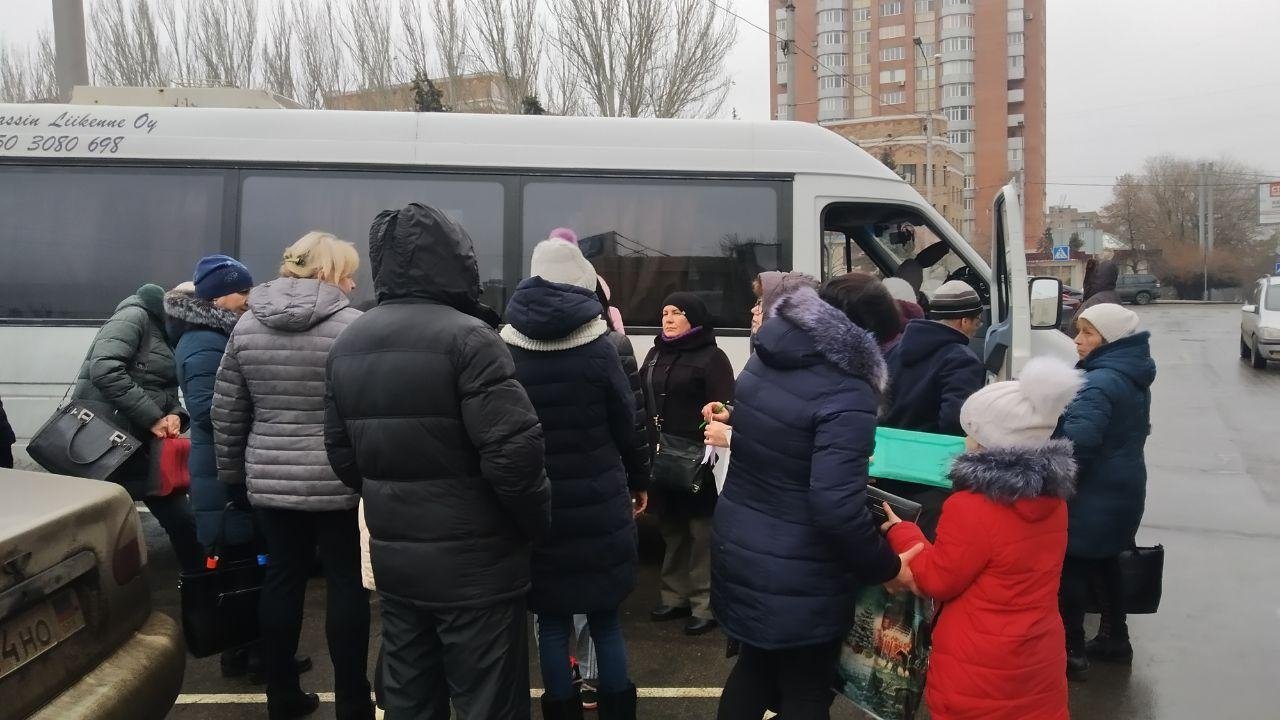 Помочь не только словом: пострадавшие от огня ВСУ дети отправились на лечение в РФ
