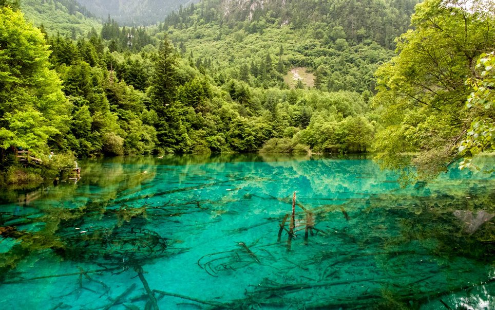 Идеальные места для отдыха с водой невероятно красивого оттенка