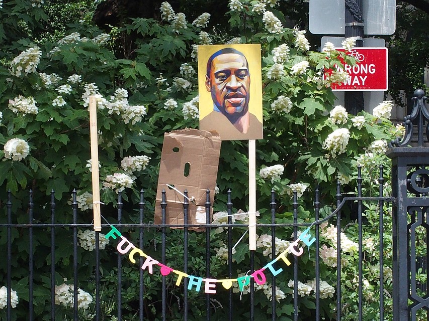 Почему беглые российские либералы в США против бунтующих темнокожих Почему беглые российские либералы в США против бунтующих темнокожих Политика