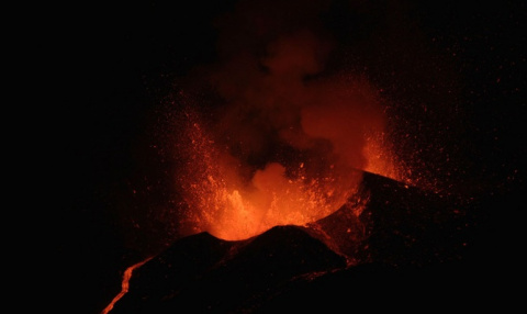 Йеллоустонский вулкан готов проснуться и стереть с лица Земли половину территории США
