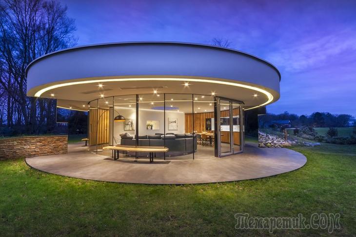 Небольшой дом для двоих, не считая собак дача