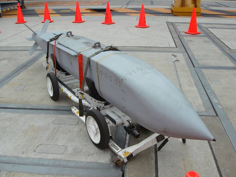 Новая планирующая бомба для ВВС НОАК бомба, авиабомба, AGM154A, поражения, бомбы, боевой, китайской, вооружения, Бомба, полета, типов, NORINCO, изделия, испытаний, также, нагрузки, крыло, большой, новая, очередной