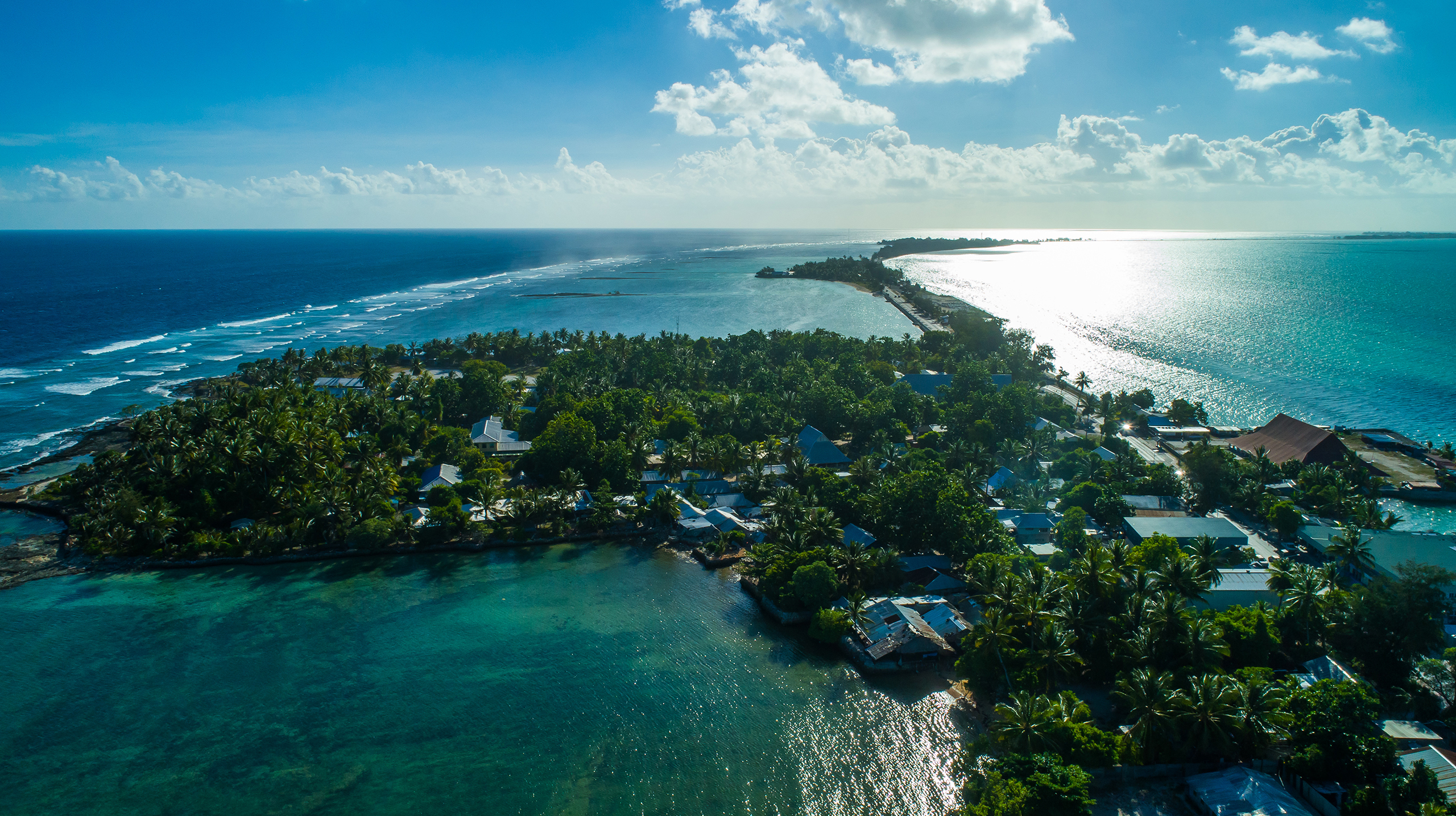 Республика Кирибати, Тихий океан