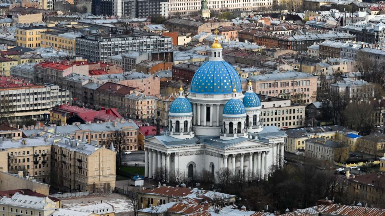 «Особые условия»: как в Петербурге увеличилась пропасть между доходами чиновников и населения Общество