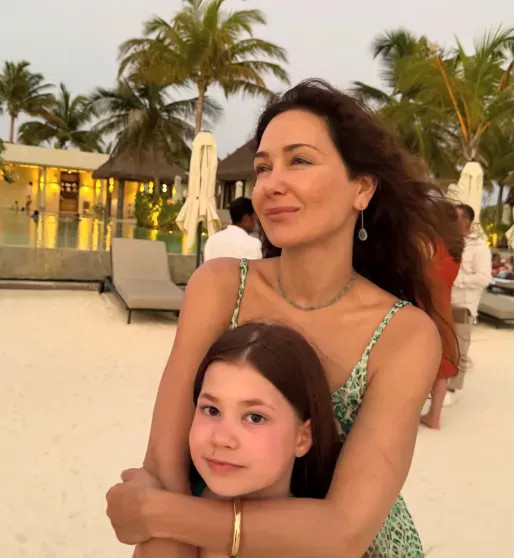 Екатерина Климова показала, как отдохнула с младшей дочерью на Мальдивах Климова, дочерью, БеллойЕкатерина, делать, актёра, ничего, чтобы, вышла, время, Климовой, замуж, дочери, Мальдивах, Петренко, актрисы, родила, актриса, Хорошиловым, Игоря, которого