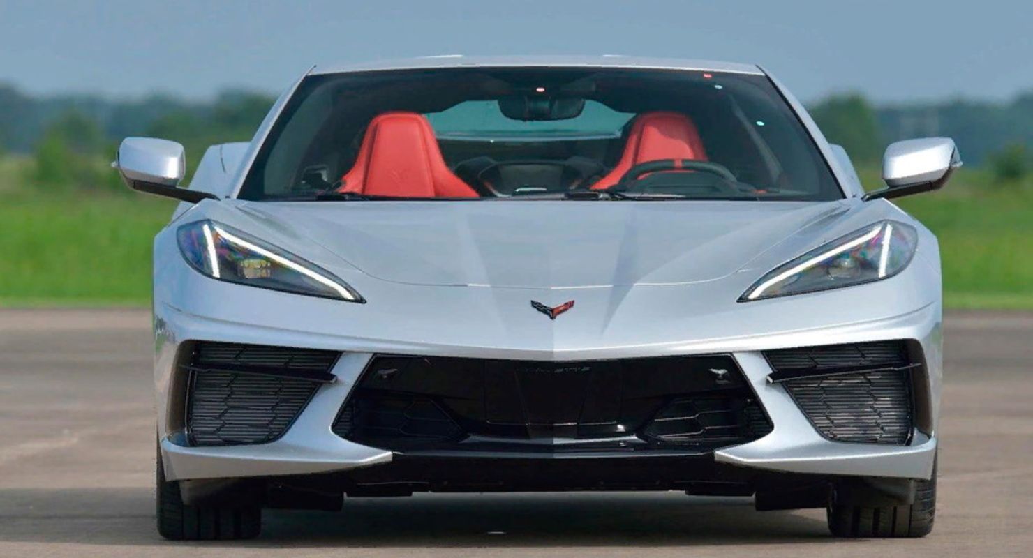 Стало известно, на чём раньше ездили покупатели спорткара Chevrolet Corvette Автомобили