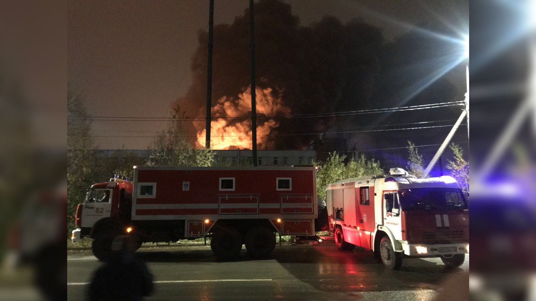 Место крупного пожара в Петербурге не посетил ни один представитель администрации города Происшествия