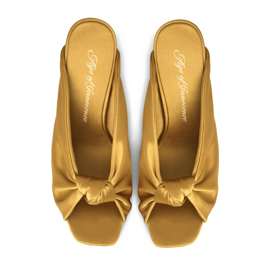 Балетки, лодочки с кружевом и босоножки из нулевых: 7 главных трендов свадебной обуви-2026 туфли, свадебных, модели, будут, смотрится, балетки, более, образ, Особенно, очень, платформе, обувь, модель, может, вариант, коллекции, который, главных, объемными, квадратным