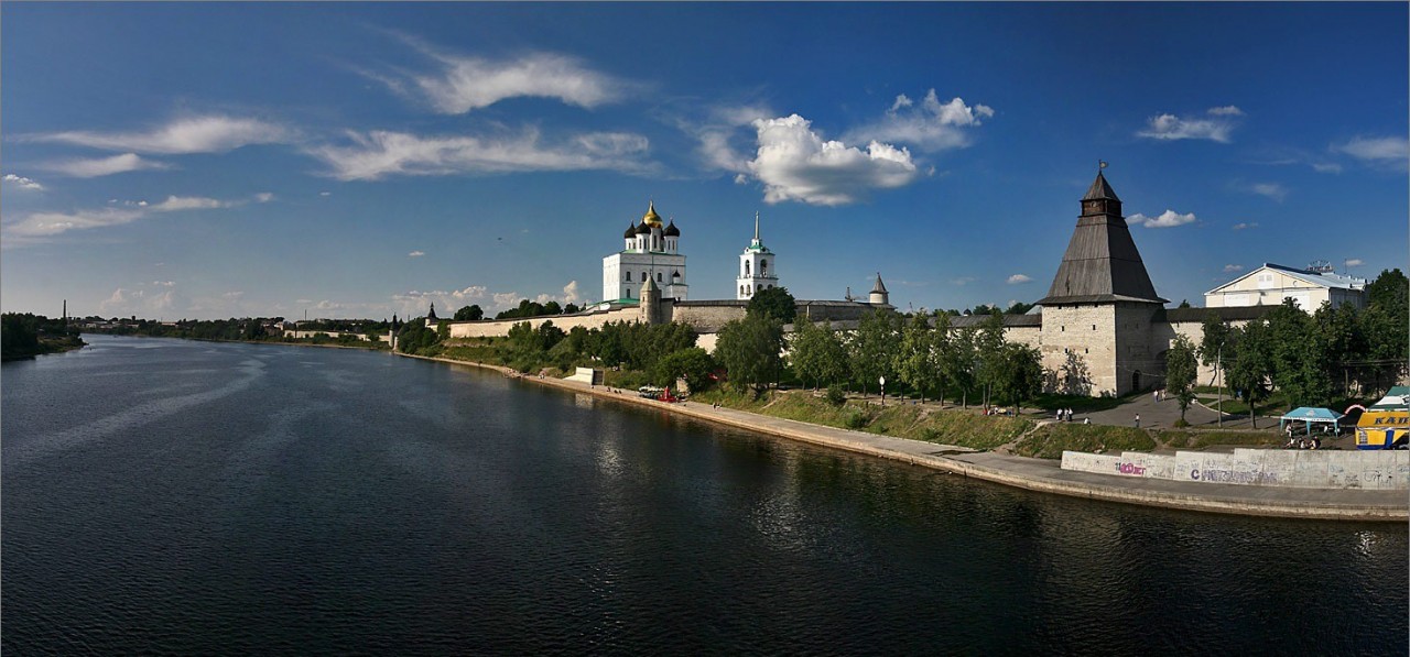 Псков - один из старейших и красивейших городов России. Псков - один из старейших и красивейших городов России. псков, россия, фотография