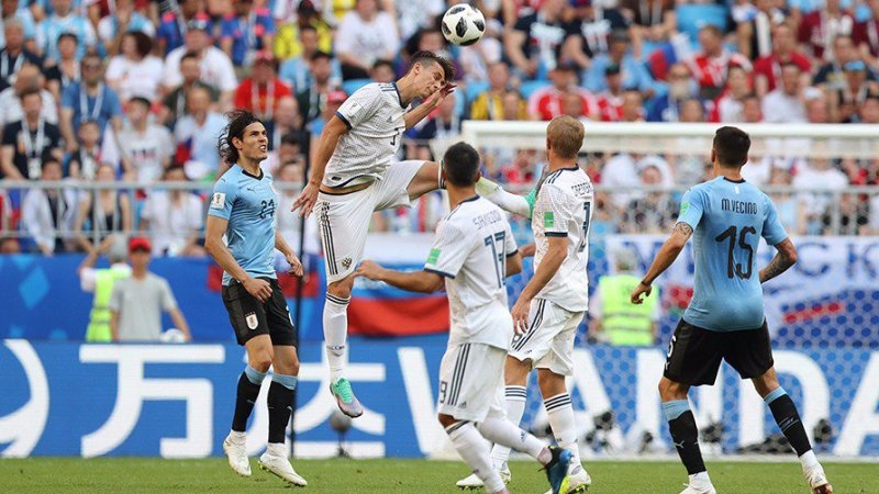 «Нет ничего невозможного»: в Сети оценили шансы сборной России в матче 1/8 ЧМ против Испании