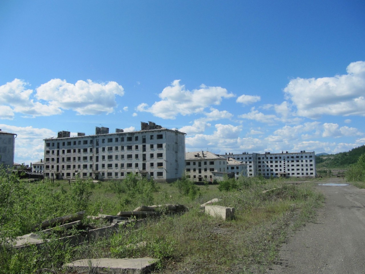 Кадычкан (Магаданская обл.). Фото: wikipedia.org/ Kadykchan