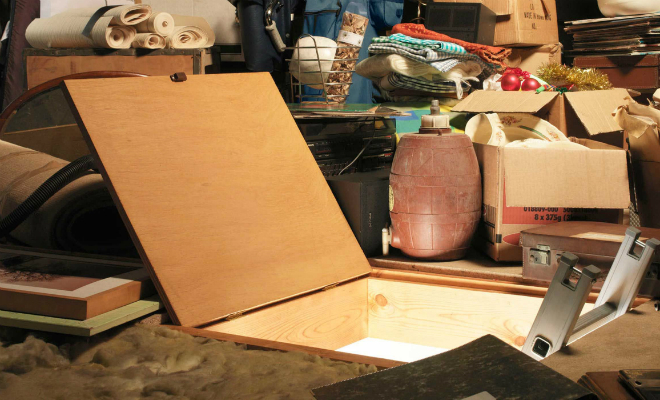 5 человек, случайно нашедших в своих гаражах настоящие сокровища