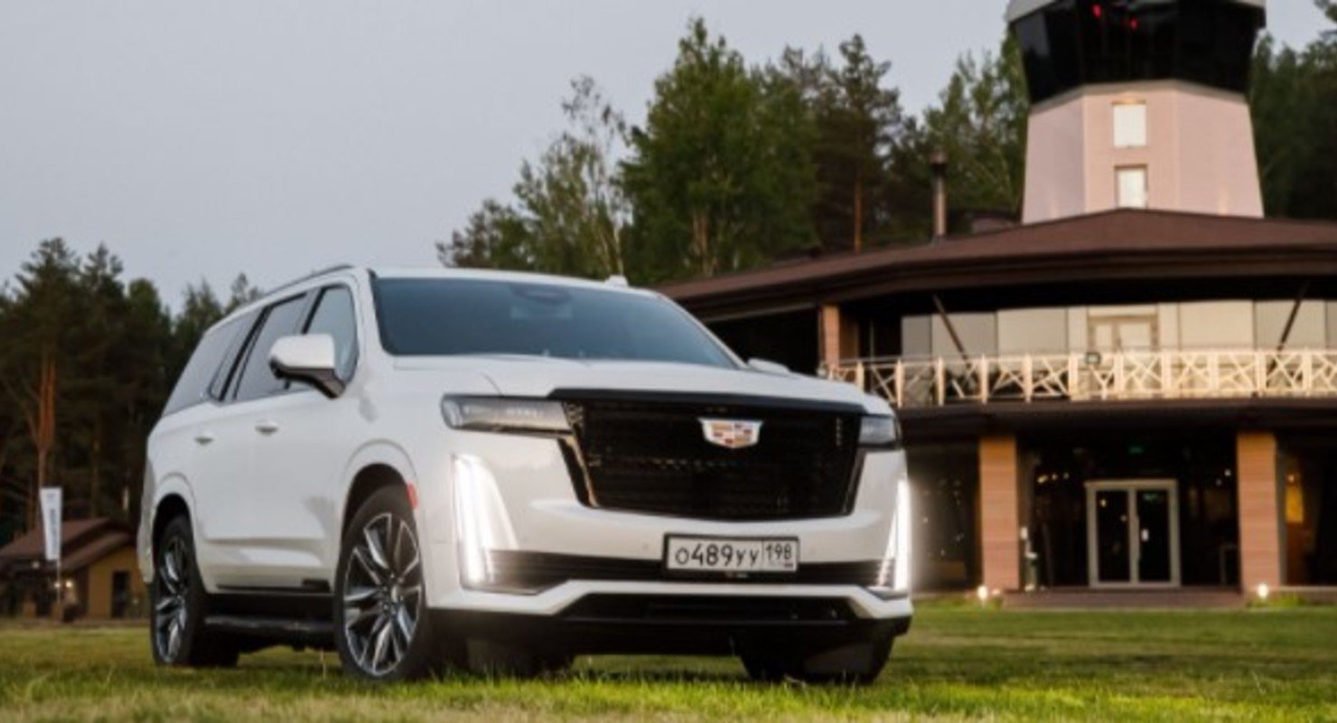 Основные отличия нового Cadillac Escalade от старой версии
