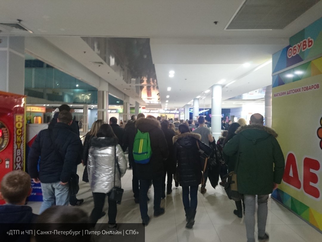 В Москве эвакуировали ТЦ «Охотный ряд» после звонка о минировании