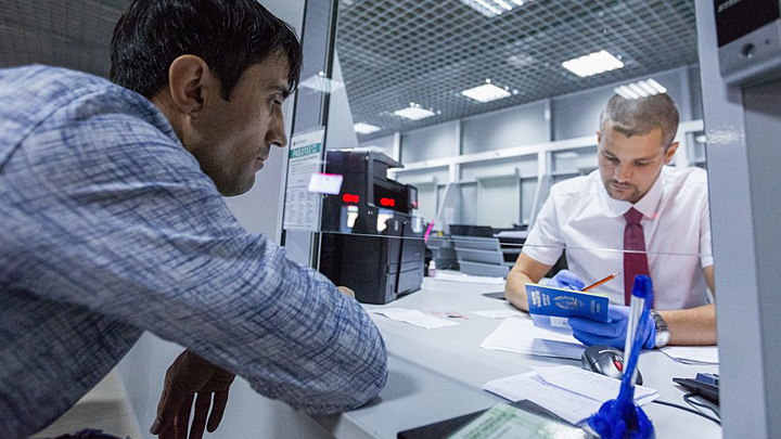 Русским предлагают откупиться от мигрантов: Кто закладывает мину под Россию Русским предлагают откупиться от мигрантов: Кто закладывает мину под Россию мигрантов, России, будут, которые, Потому, здесь, деньги, сейчас, проблемы, потом, своих, условиях, говоря, этого, просто, говорят, работы, Новгородской, потому, Москву