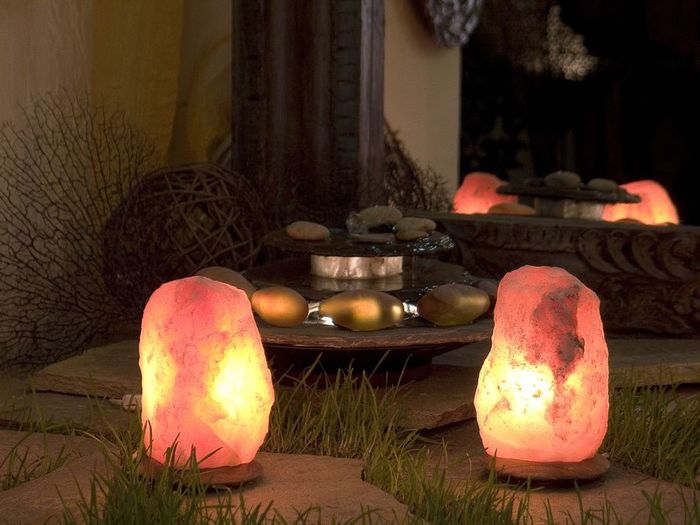 Соляная лампа в интерьере: действительно ли она полезна и эстетична? бытовые приборы,соляная лампа