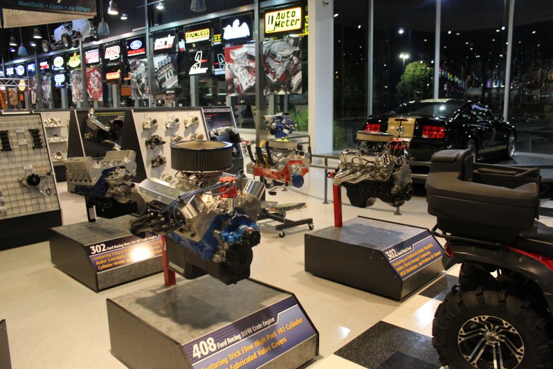 SummitRacing в реальной жизни - экскурсия по Super Store в Атланте SummitRacing в реальной жизни - экскурсия по Super Store в Атланте авто, автозапчасти, автотюнинг, запчасти, магазин, тюнинг